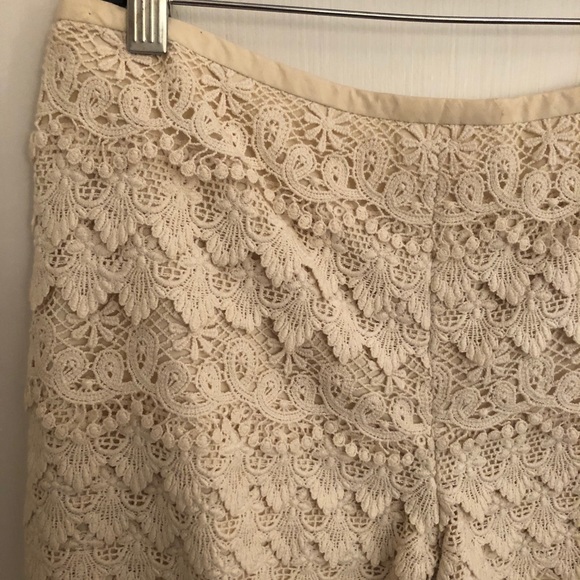 J.McLaughlin ivory lace shorts, so cute, size 6 - Picture 2 of 5